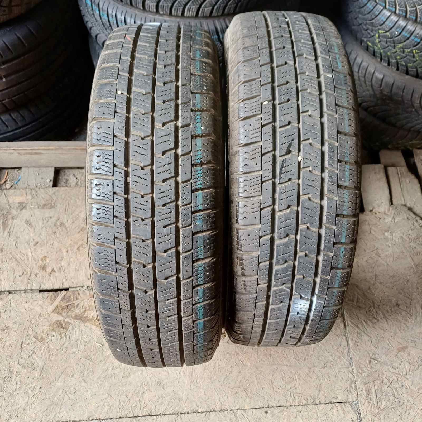 Goodyear CARGO UltraGrip 195/75R15C